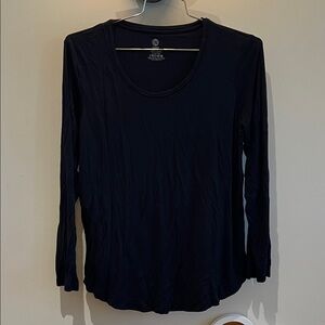 Kindred Bravely Nursing Black Long Sleeve Scoop Neck Tee size Large